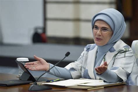 Turkiye’s first lady wishes for year of peace, justice, 